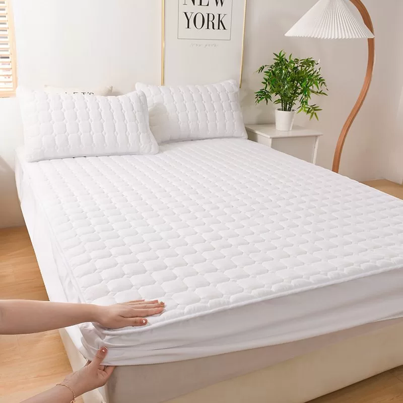Exploring Mattress Accessories: Covers, Toppers, and Protectors